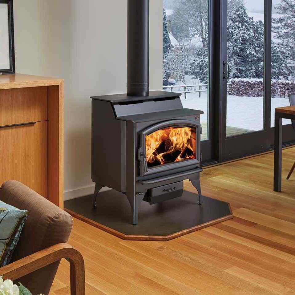 Traditional,-woodstove,large,high-efficient,-convective,-woodburning,-Lopi-Liberty-$$-$$$